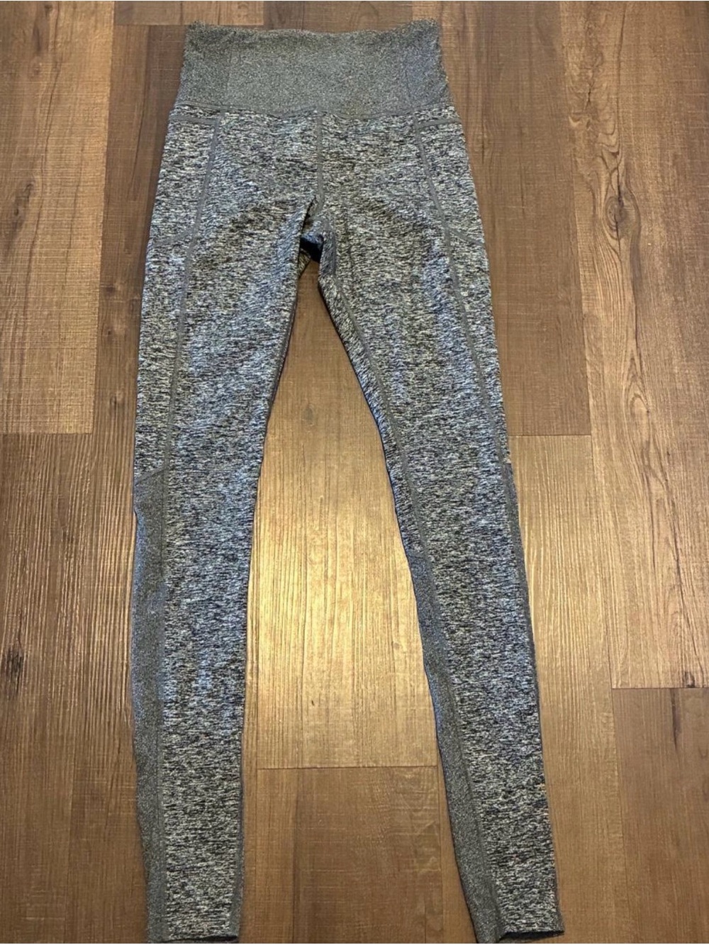 Athleta Exhale Heel Tight Women’s Gray Yoga Pants